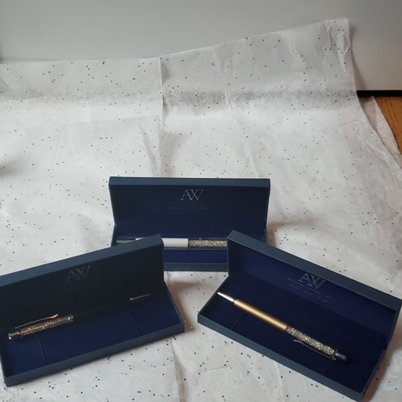 Authentic Crystal Black stones Writing Pen - Picture 4 of 8